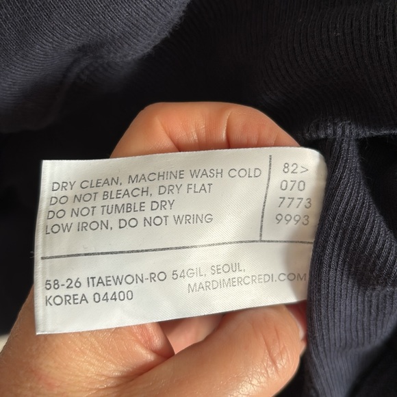 Mardi Mecredi Navy sweatshirt with green design. Size M. - Picture 5 of 6